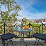 Dora\'S Apartments